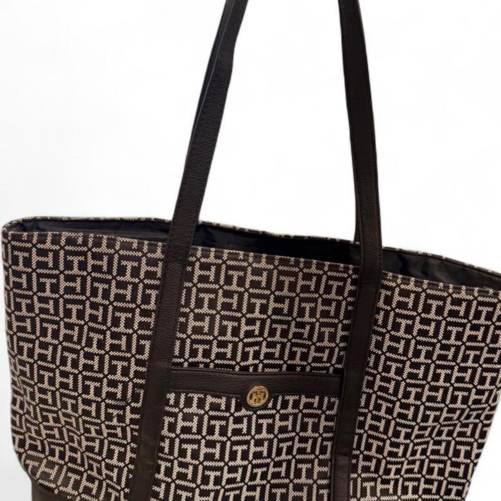 Tommy Hilfiger Large White and Black Geometric Monogram Tote Bag Gold Logo